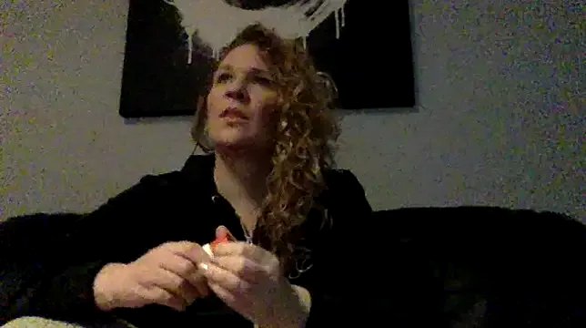 less-is-moore on StripChat