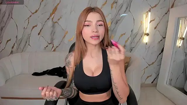 LexieWayne on StripChat