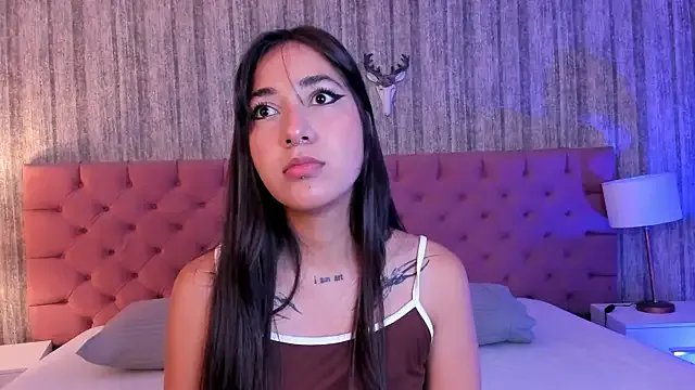 LiaaTurner on StripChat