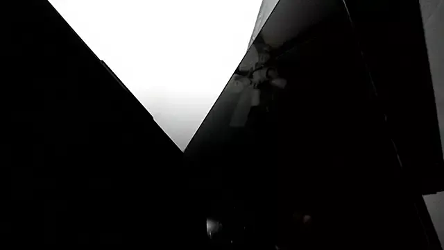 Offline liadivina on StripChat