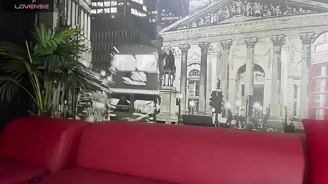 Liah_Grey8 on StripChat