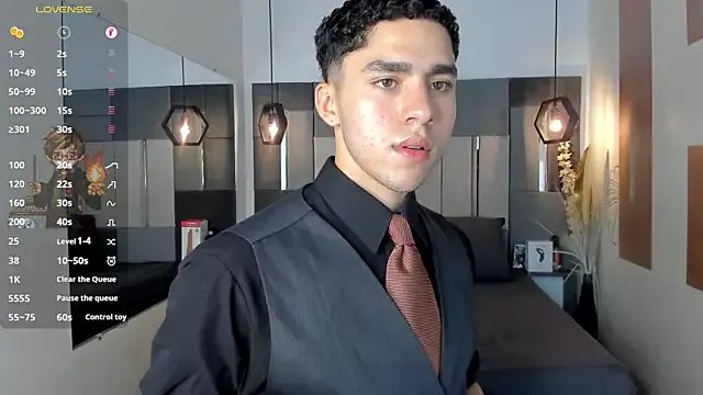 LiamNovak on StripChat