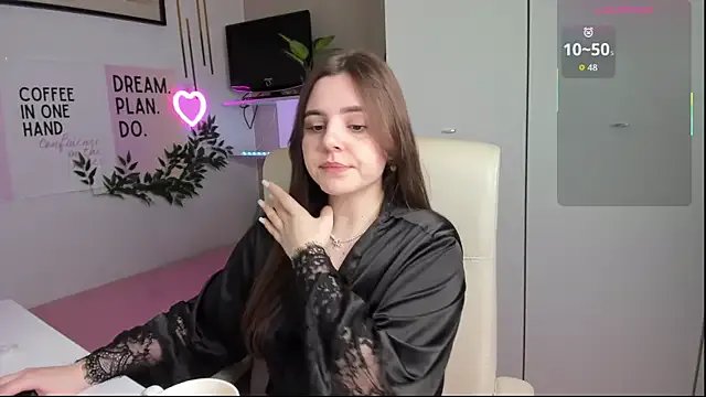 LiaWoow on StripChat