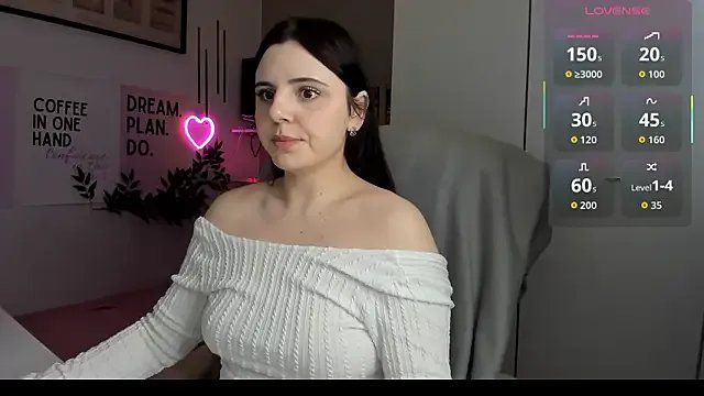 LiaWoow on StripChat