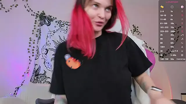 Offline Liberty__ on StripChat