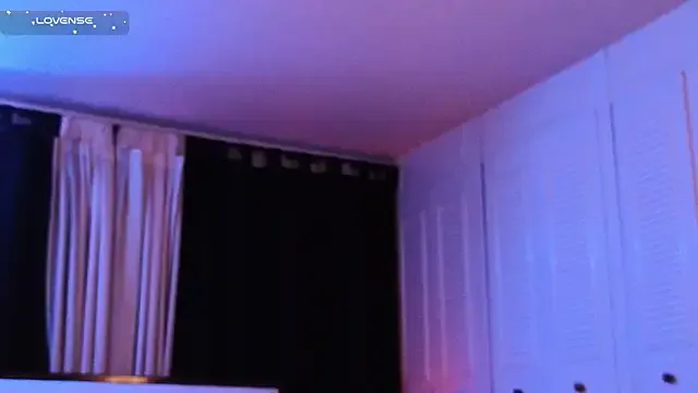 Freechat life_warrior on StripChat