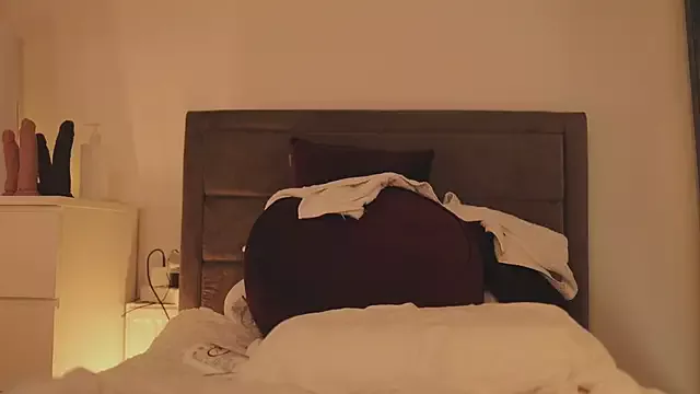 Offline LikaBerry1 on StripChat