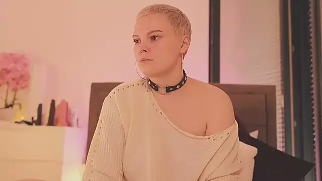 Offline LikaBerry1 on StripChat