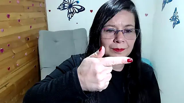 lilisa777 on StripChat