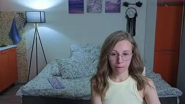 Offline Lill_Mary on StripChat