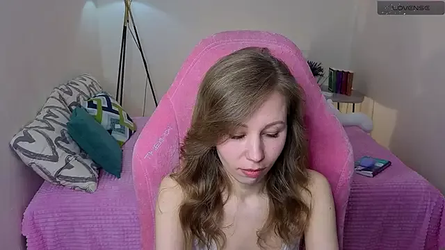 Offline Lill_Mary on StripChat