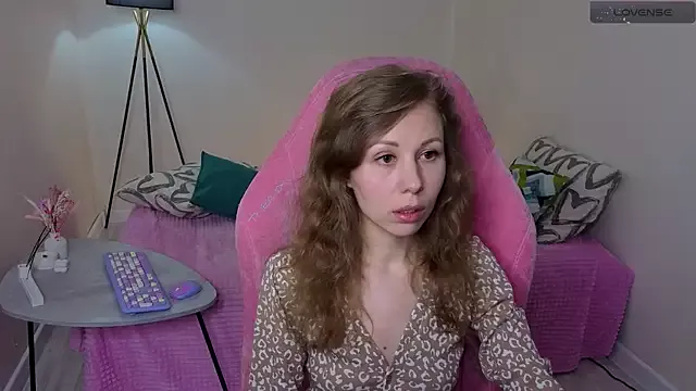 Offline Lill_Mary on StripChat