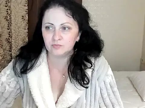 Lillian2 on StripChat