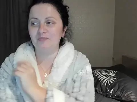 Lillian2 on StripChat