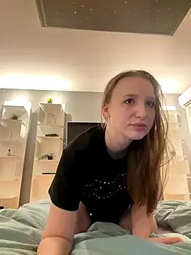 LillyFan-X on StripChat