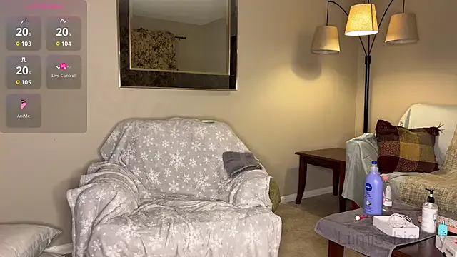 Offline Lilmissbigguy on StripChat