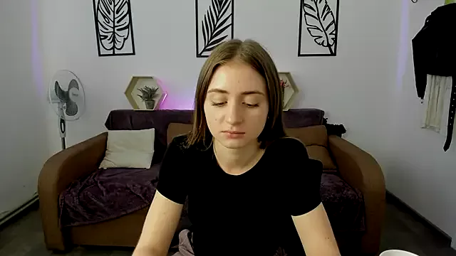 Freechat LilyHaart on StripChat