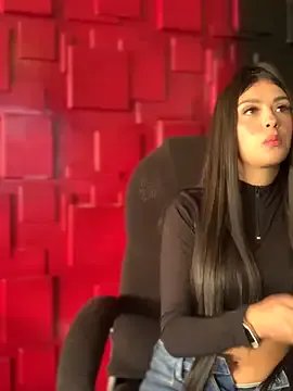 Linda_LS on StripChat