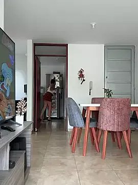 LINDA_PATTY94 on StripChat