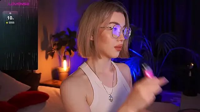 LindaThacker on StripChat