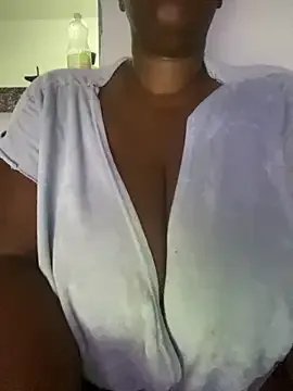 LiraRusso on StripChat