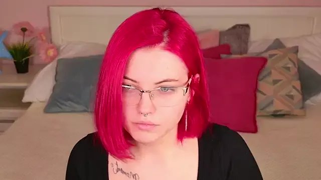 Lisa_Adam on StripChat