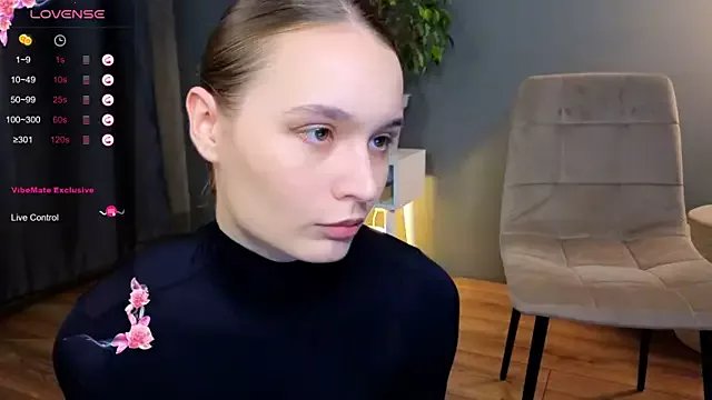 lisa_schiele on StripChat