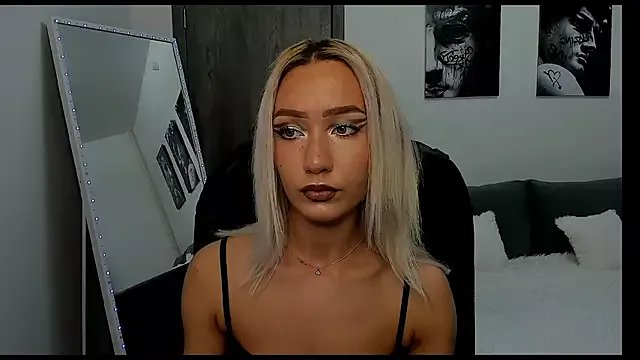 Lisa_Shultz on StripChat