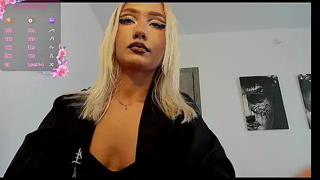 Lisa_Shultz on StripChat