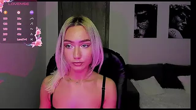 Lisa_Shultz on StripChat