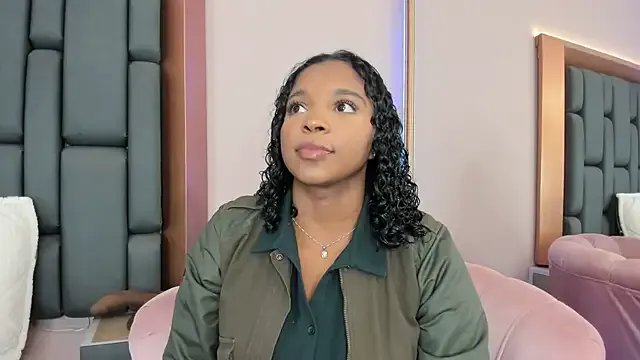 LisaMendez on StripChat