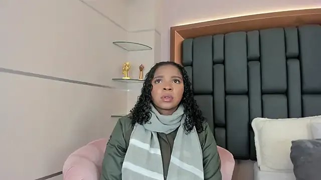 LisaMendez on StripChat