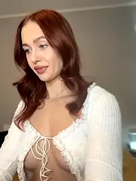 LittleFox___ on StripChat