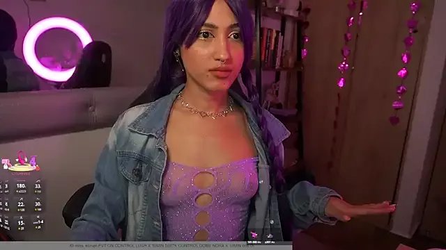 Littlegoddessx on StripChat