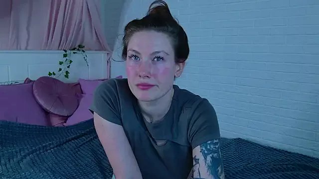 Liv_Fay on StripChat