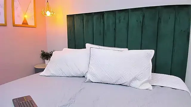 lixie_peyton on StripChat