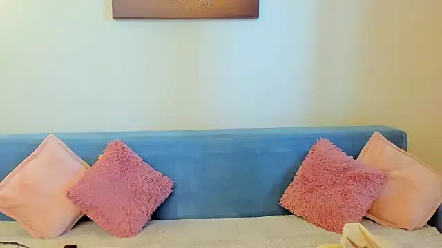 liya_gorgeous on StripChat