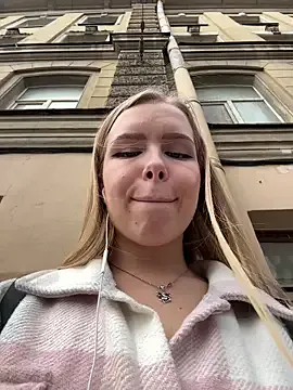 Offline Liza_risky on StripChat