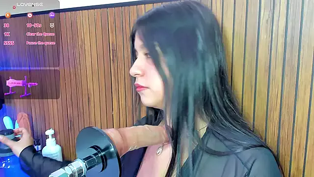 Freechat lola_clit on StripChat