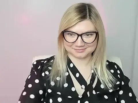 Lola_moree on StripChat