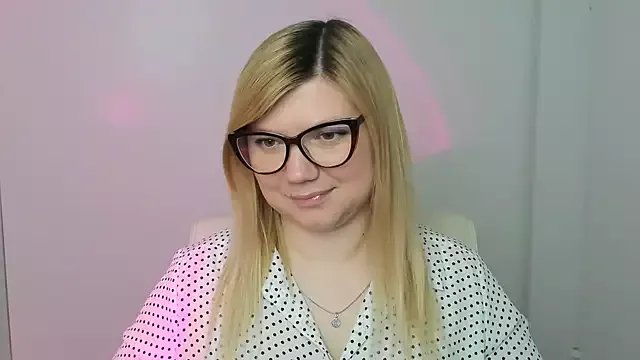 Lola_moree on StripChat