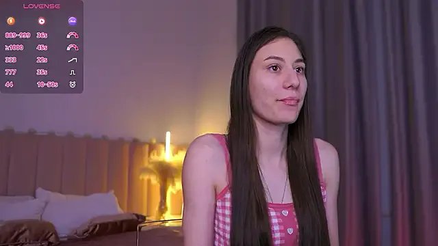 LolaBennett on StripChat