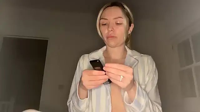 lolableux — MAKE THE NEIGHBOURS HEAR ME