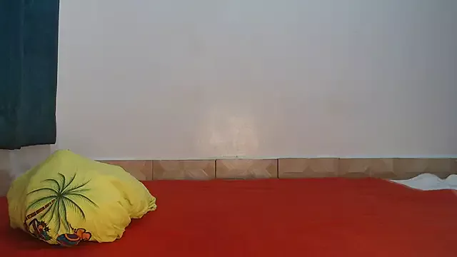 lolaslatary1 on StripChat 