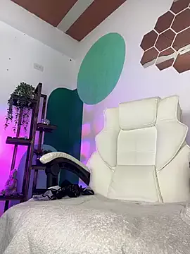 LollaByer on StripChat 