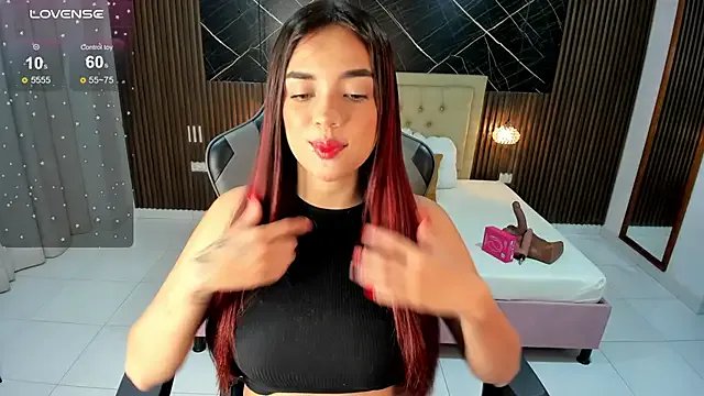 Lolly_18 — sexy striptease and twerk my ass