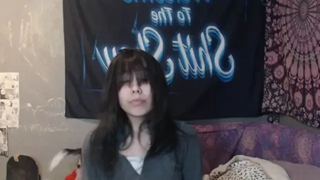 Offline London_Ray on StripChat