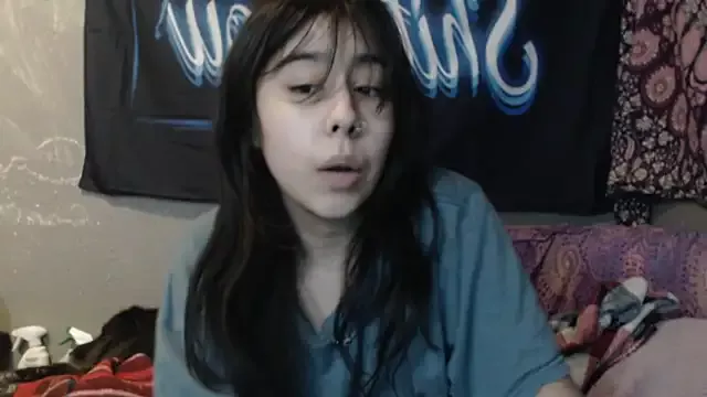 Offline London_Ray on StripChat