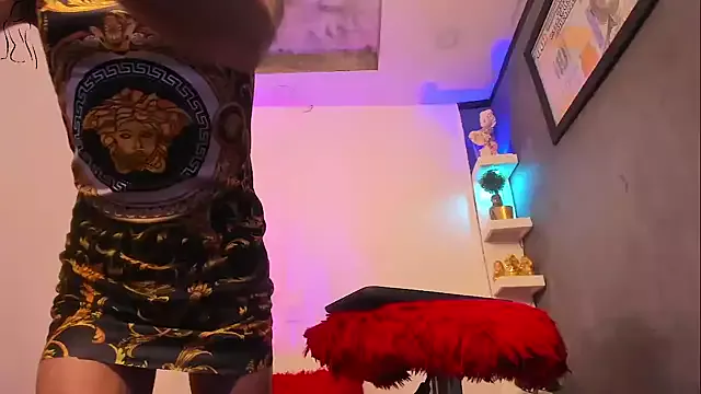 Freechat londoreales on StripChat