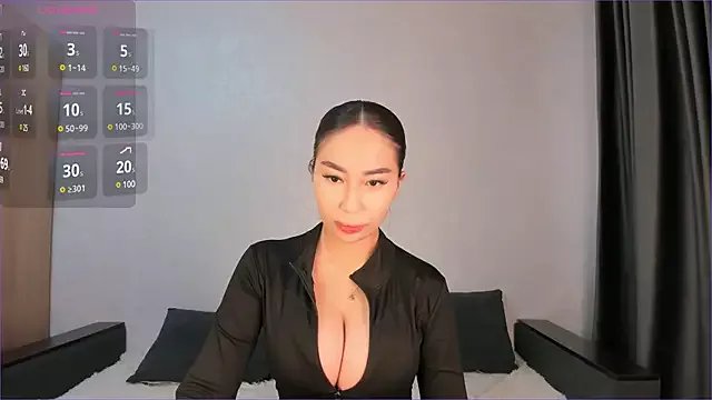 Long_is1and on StripChat